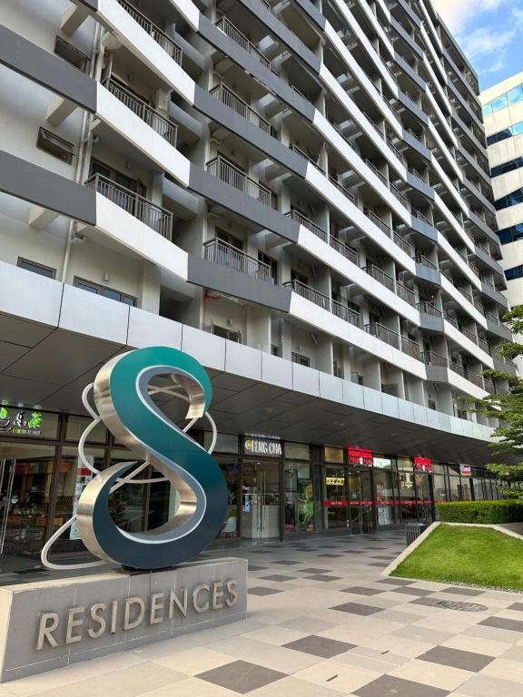 property-featured-thumbnail